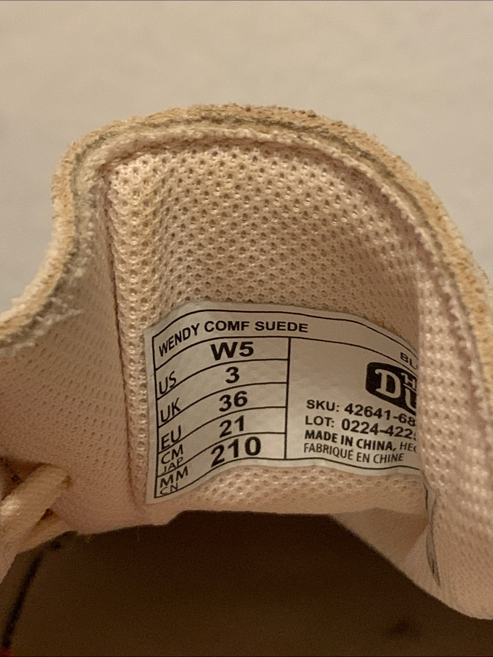 Woman Hey Dude Casual Slip-On Loafers Size 5 - Picture 7 of 7